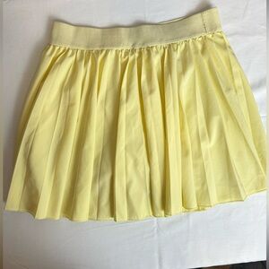 MIRA Tennis Pleated Skirt In Sunny Yellow